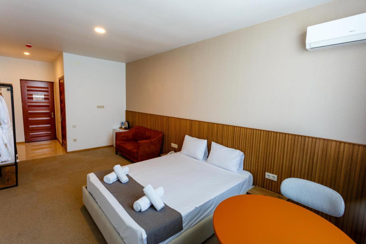 Appartement Polo à Batoumi Extérieur photo